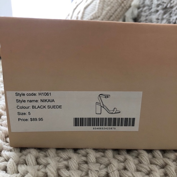 Billini Heels - Picture 4 of 4